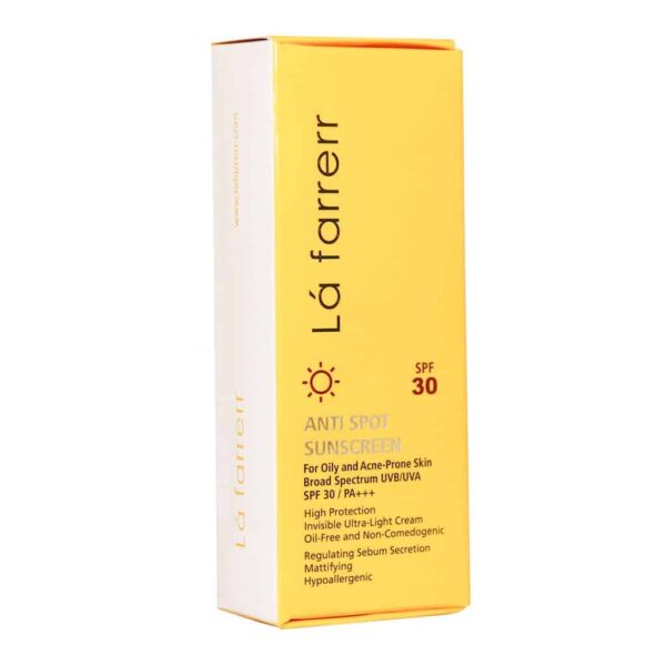 کرم ضد آفتاب SPF30 پوست چرب و مستعد آکنه لافارر ضدلک و بدون رنگ 40 میلی لیتری